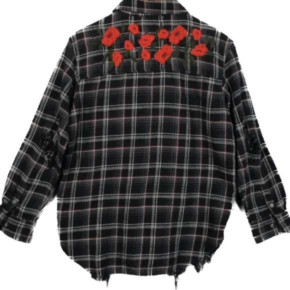 AE Black Plaid Rose Shirt - Picture 1 of 5